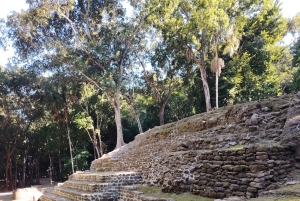 Bacalar: Ichkabal mayan temples & boat tour.