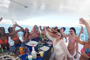 BACHELORETTE PARTY BOAT | Pole Dance Private Charter Boat