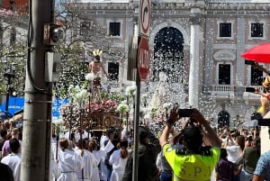 “Bike Tour Casco Viejo and Panama City Discover the Essence