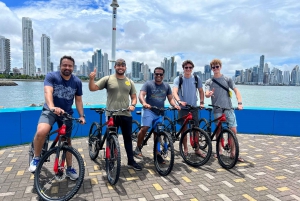 “Bike Tour Casco Viejo and Panama City Discover the Essence
