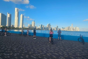 “Bike Tour Casco Viejo and Panama City Discover the Essence