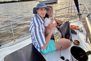 Buenos Aires Sailing Tour at Sunset