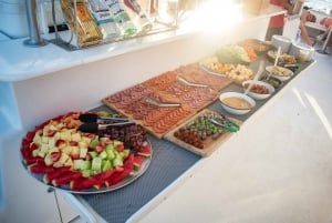 Cabo San Lucas: Crucero de 2 horas al atardecer con comida y vino