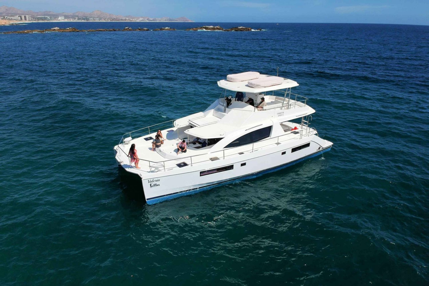 Cabo San Lucas: Luxury Catamaran and Snorkelling with Lunch