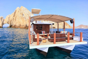 Cabo San Lucas: Private Catamaran Tour with Snorkeling