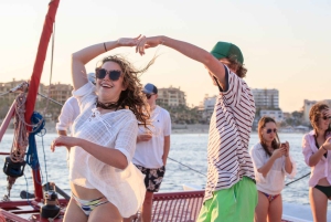 Cabo San Lucas: Snorkel, Lunch and Sail Experience