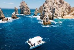 Cabo San Lucas: Snorkel Tour with Open Bar & Snacks