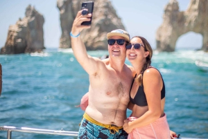 Cabo San Lucas: Snorkeling & Boat Trip with Open Bar