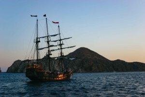 Cabo San Lucas: Sunset Pirate Ship Cruise with Dinner Show