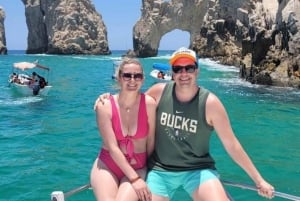 Cabos Private Yacht Tour, Water Activities, Lunch & Drinks