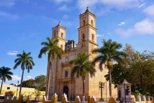 Cancún: Excursión de un día a Chichén Itzá, Cenote Ik Kil y Valladolid