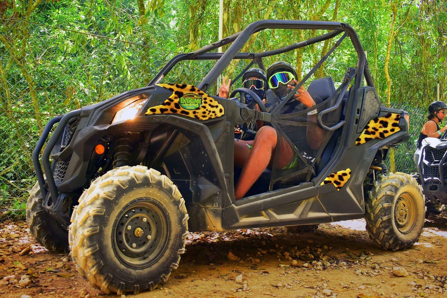 Cancún: Aventura Extrema en Buggy con Tirolinas y Cenote