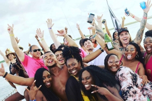 Cancun: Hip Hop Sessions Party Boat Cruise