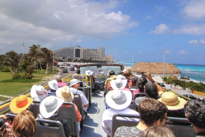 Cancun: Hop-on Hop-off Sightseeing Bus Tour and Attractions