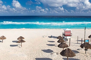 Cancun: Hop-on Hop-off Sightseeing Bus Tour and Attractions