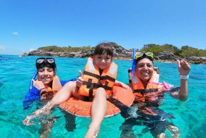 Cancun: Isla Mujeres Premium Catamaran Half-Day Tour