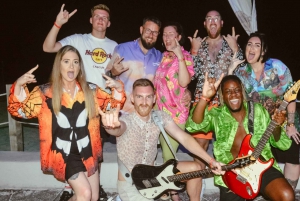 Cancún: Night-time Party Bus Tour & Music at Hard Rock Cafe