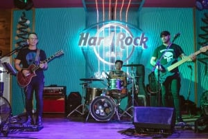 Cancún: Night-time Party Bus Tour & Music at Hard Rock Cafe