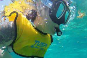 Cancun: Snorkeling Boat Tour with Gear