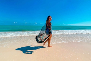 Cancun: Speedboat tour to a Virgin Beach