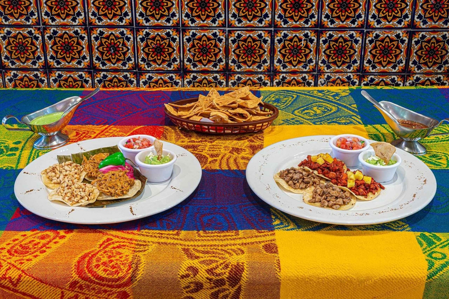Cancún: Visita al Mercado Sabor a México con Tacos y Tequila