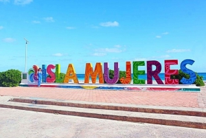 Catamaran party Isla Mujeres with drinks & lunch