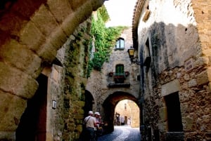 Costa Brava y Pueblos Medievales Excursión de un Día