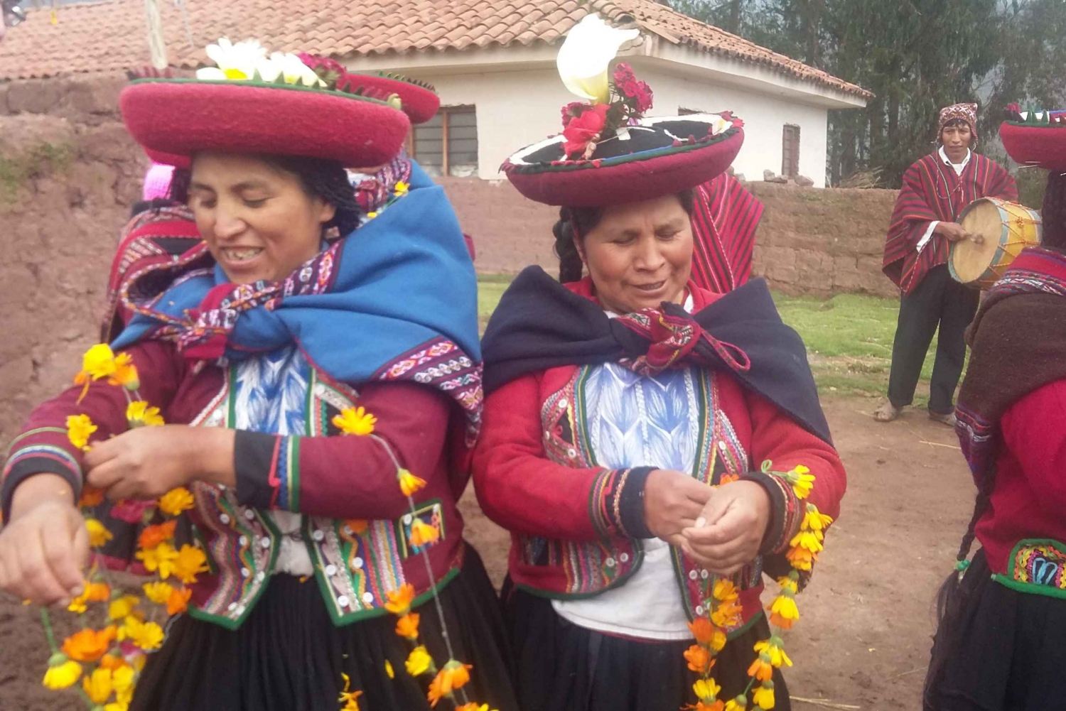 Cusco: A Cultural Day at a Cusco Community