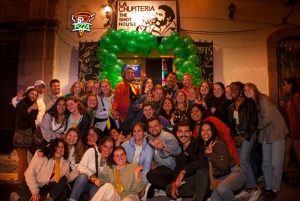 Cuzco: Pub Crawl con acceso sin colas y bebidas