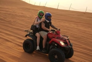 Dubai: Experience 60 Minutes Quad bike & BBQ Dinner