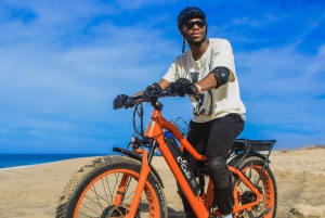 Recorrido en bicicleta eléctrica por la playa y el desierto de Cabo con Cactus Tours