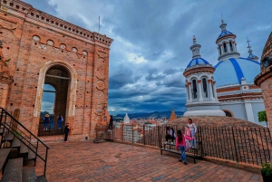 Vive Cuenca: Tour de la ciudad histórico y experiencial