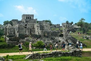 Desde Cancún: Excursión a Cobá, Cenote, Tulum y Playa del Carmen