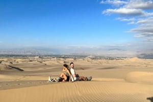 Desde Ica o Huacachina: Buggy en las Dunas al Atardecer y Sandboarding