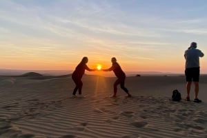 Desde Ica o Huacachina: Buggy en las Dunas al Atardecer y Sandboarding