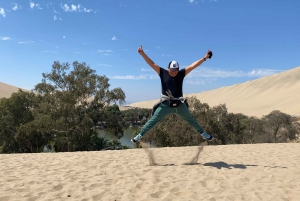 Desde Ica o Huacachina: Buggy en las Dunas al Atardecer y Sandboarding