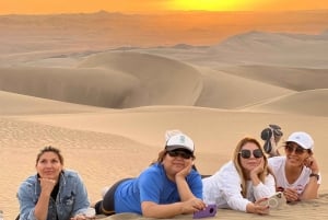 Desde Ica o Huacachina: Buggy en las Dunas al Atardecer y Sandboarding