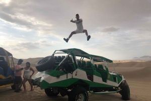 Desde Ica o Huacachina: Buggy en las Dunas al Atardecer y Sandboarding