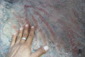 From Loreto: Canipole Cave Painting Guided Hike