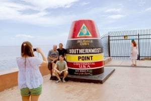 From Miami: Key West Day Tour by Motor Coach Bus