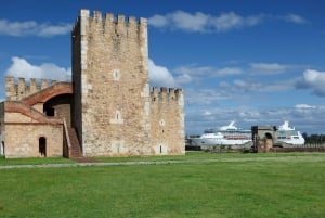 From Punta Cana: Full-Day Santo Domingo City Tour