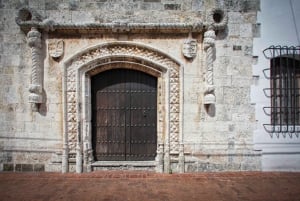 From Punta Cana: Full-Day Santo Domingo City Tour