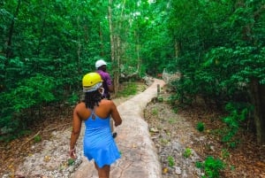 From Runaway Bay: Green Grotto Caves Excursion with Transfer