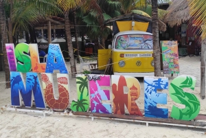 Isla Mujeres: Catamaran with Open Bar, Snorkeling and Lunch