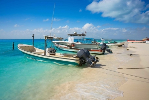 Isla Mujeres: Catamaran with Open Bar, Snorkeling and Lunch