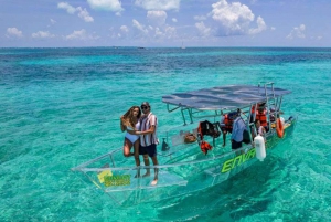 Isla Mujeres: clear boat ride