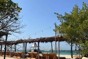 Club de playa Isla Tierra Bomba: Pase de un día con comida típica