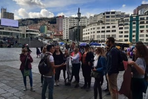 La Paz: City Highlights Walking Tour with Cable Car Ride