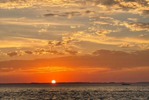 La Paz: Private Sunset Cruise W/ Snorkeling & Seafront View