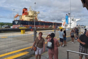 Layover Panama Canal Visitor Center and City Tour